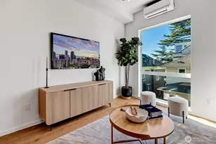 1227 E Roy St, Seattle, WA 98102 - Photo 9