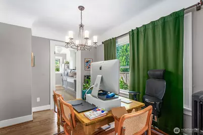 4915 Linden Avenue N, Seattle, WA 98103 - Photo 19