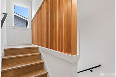 8005 25th Avenue NW, Seattle, WA 98117 - Photo 17