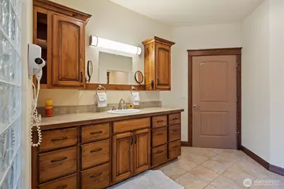 25725 Lincoln Hill Pl E, Creston, WA 99147 - Photo 17