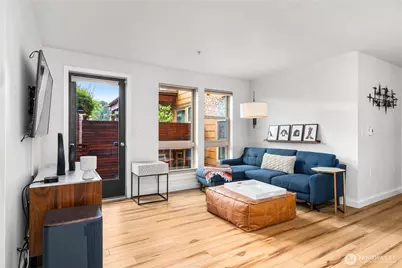 827 Hiawatha Place S #204, Seattle, WA 98144 - Photo 9