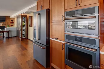 1 N Stadium Way #13, Tacoma, WA 98403 - Photo 11