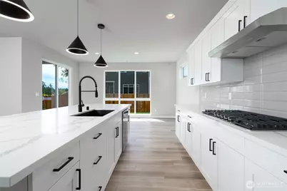 7510 64th Avenue NE, Marysville, WA 98270 - Photo 5