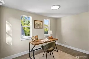 9547 Wallingford Ave N, Seattle, WA 98103 - Photo 13