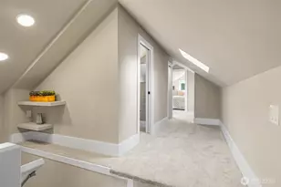 9547 Wallingford Ave N, Seattle, WA 98103 - Photo 21