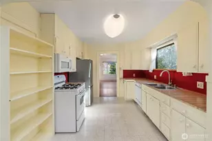 624 L St, Hoquiam, WA 98550 - Photo 7