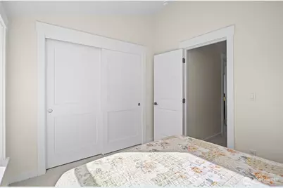 9545 Wallingford Avenue N, Seattle, WA 98103 - Photo 21