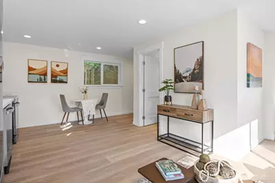 9545 Wallingford Avenue N, Seattle, WA 98103 - Photo 9