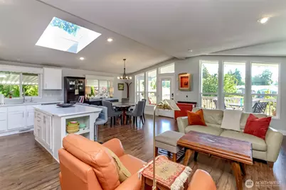 2101 S 324th Street #11, Federal Way, WA 98003 - Photo 1