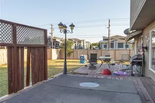 1221 S Lakeland Dr, Moses Lake, WA 98837 - Photo 3