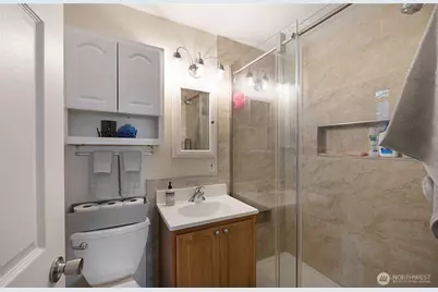 12418 SE 251st Place, Kent, WA 98030 - Photo 15