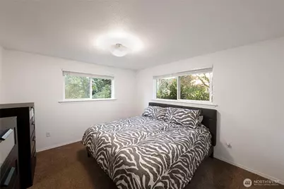 12418 SE 251st Place, Kent, WA 98030 - Photo 17