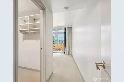 10650 NE 9th Place #521, Bellevue, WA 98004 - Photo 23