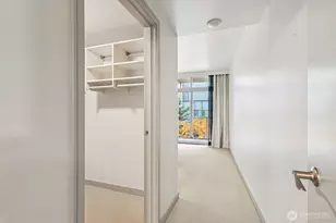 10650 NE 9th Pl, Bellevue, WA 98004 - Photo 23