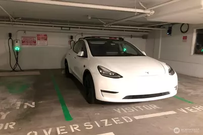 10650 NE 9th Place #521, Bellevue, WA 98004 - Photo 29