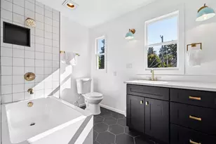 908 N K St, Tacoma, WA 98403 - Photo 19