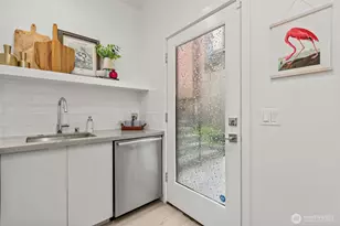 716 11th Ave E, Seattle, WA 98102 - Photo 7