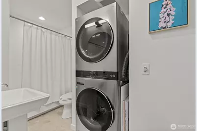 716 11th Avenue E #A, Seattle, WA 98102 - Photo 23