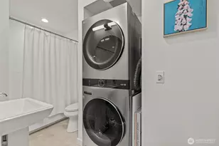 716 11th Ave E, Seattle, WA 98102 - Photo 23