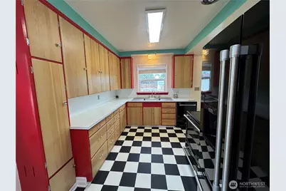 317 Ash Street S, Omak, WA 98841 - Photo 9