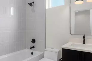 7335 & 7335B 21st Ave NE, Seattle, WA 98115 - Photo 37