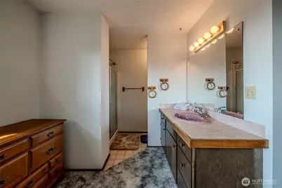 1810 9th Street NE, East Wenatchee, WA 98802 - Photo 17