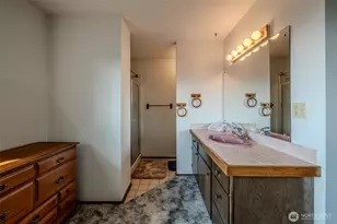 1810 9th St NE, East Wenatchee, WA 98802 - Photo 17