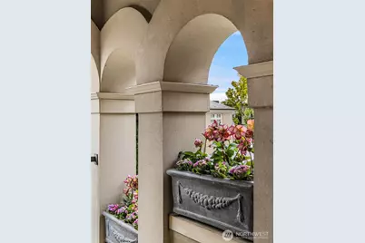 463 39th Avenue E, Seattle, WA 98112 - Photo 7