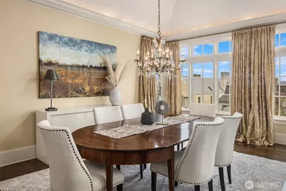 463 39th Avenue E, Seattle, WA 98112 - Photo 11