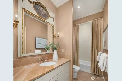 463 39th Avenue E, Seattle, WA 98112 - Photo 25