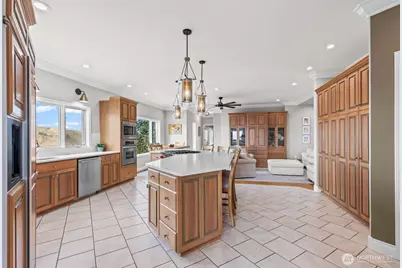 100 Siegmund Place, Yakima, WA 98942 - Photo 9