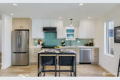 5715 35th Avenue NE, Seattle, WA 98105 - Photo 9