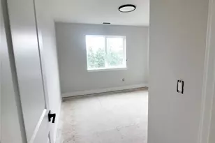 320 E 4th St, Union, WA 98592 - Photo 23