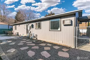 1704 Frances Ct, Wenatchee, WA 98801 - Photo 31