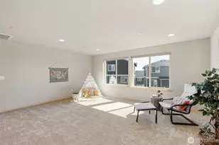 1060 Banyan St, Bremerton, WA 98310 - Photo 5