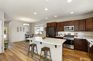 1060 Banyan St, Bremerton, WA 98310 - Photo 3