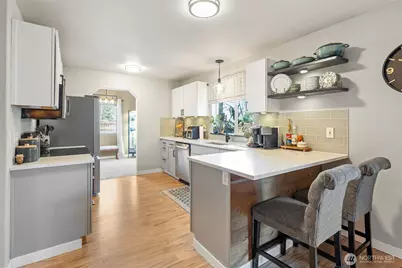 18402 109th Street Ct E, Bonney Lake, WA 98391 - Photo 11