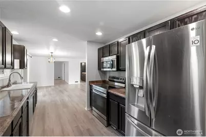 18826 94th Drive NW, Stanwood, WA 98292 - Photo 11