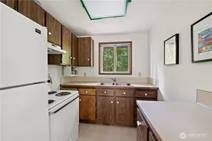 625 E Pointes Dr W, Shelton, WA 98584 - Photo 5