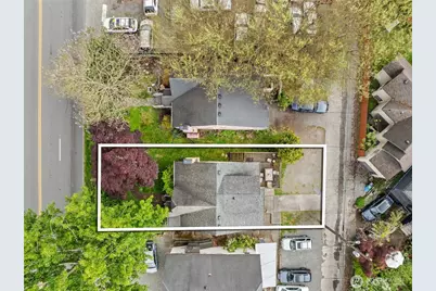 7842 Lake City Way NE, Seattle, WA 98115 - Photo 35