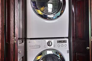 7842 Lake City Way NE, Seattle, WA 98115 - Photo 17