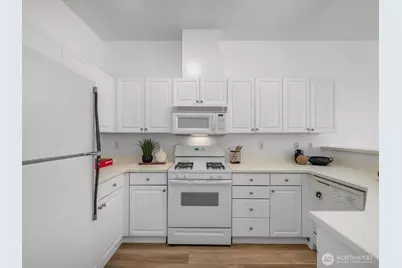 17426 Bothell Way NE #A-407, Bothell, WA 98011 - Photo 5