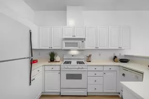 17426 Bothell Way NE, Bothell, WA 98011 - Photo 5