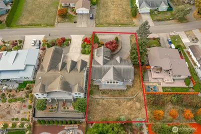 8124 Comox Rd, Blaine, WA 98230 - Photo 23