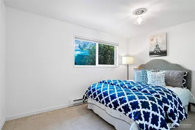 17808 NE 12th Street, Bellevue, WA 98008 - Photo 23