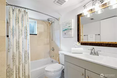 17808 NE 12th Street, Bellevue, WA 98008 - Photo 21