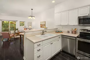 1800 NE 40th St, Renton, WA 98056 - Photo 9