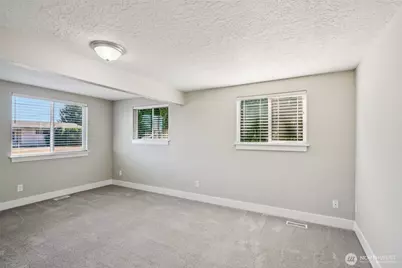 10214 NW 11th Avenue, Vancouver, WA 98685 - Photo 13