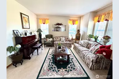 1612 Holbrook Avenue, Everett, WA 98203 - Photo 9