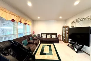 1612 Holbrook Ave, Everett, WA 98203 - Photo 5